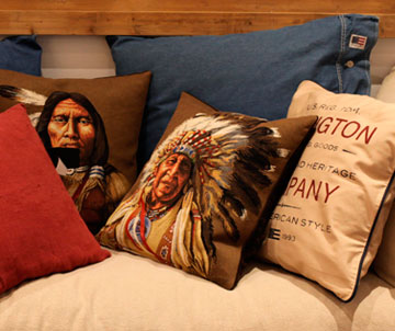 decoration interieur maison coussins